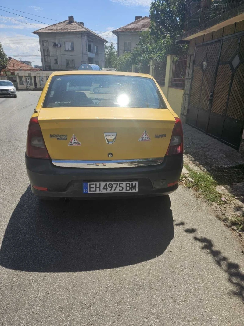 Dacia Logan, снимка 3 - Автомобили и джипове - 46868732