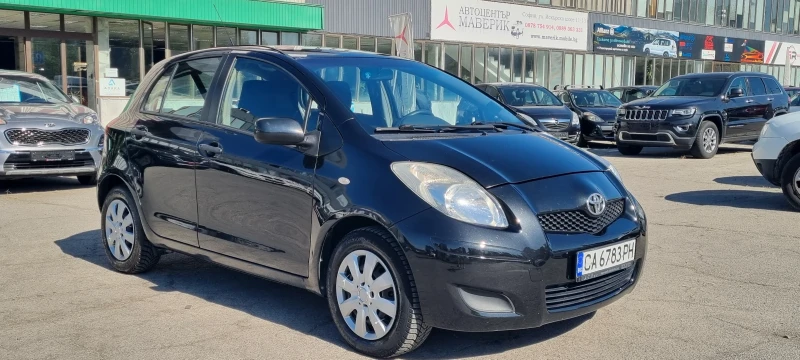 Toyota Yaris 1.3i 100k.c EURO 5, снимка 3 - Автомобили и джипове - 47397486