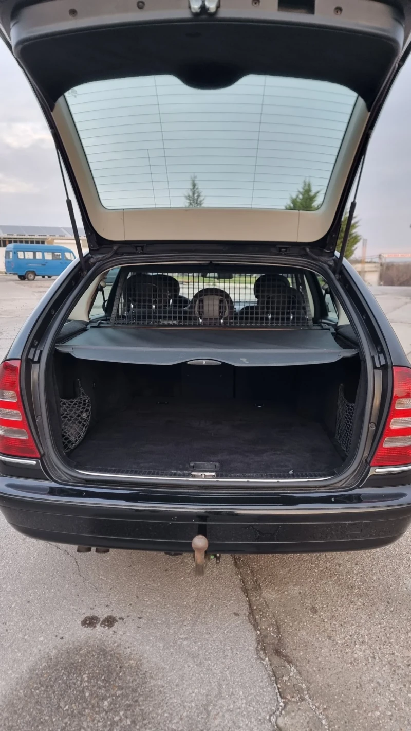 Mercedes-Benz C 220 220CDI, снимка 10 - Автомобили и джипове - 48270466