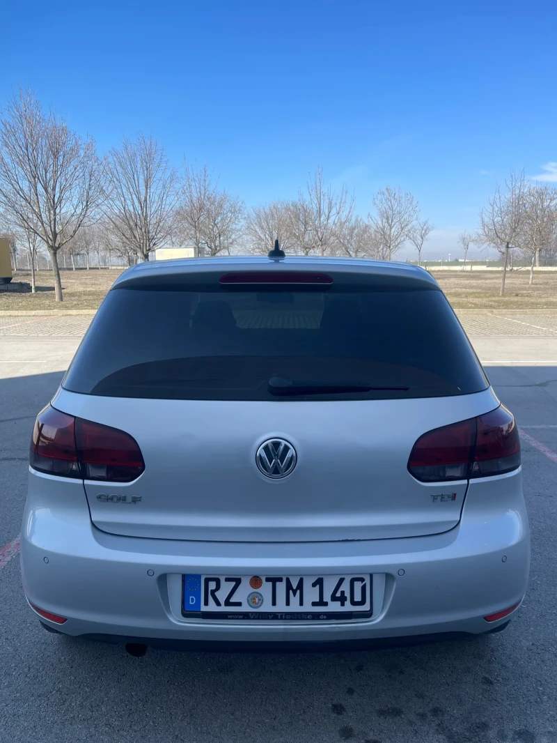 VW Golf, снимка 4 - Автомобили и джипове - 49466000