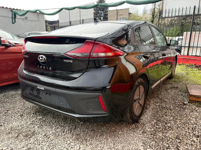 Hyundai Ioniq 1.6i Blue-Drive/ hybrid , снимка 4 - Автомобили и джипове - 52695471