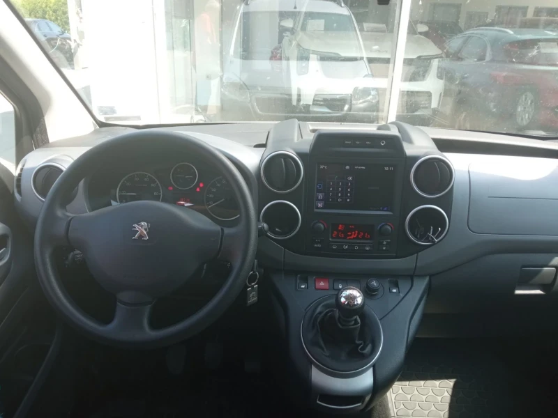 Peugeot Partner Tepee, снимка 7 - Автомобили и джипове - 52634508
