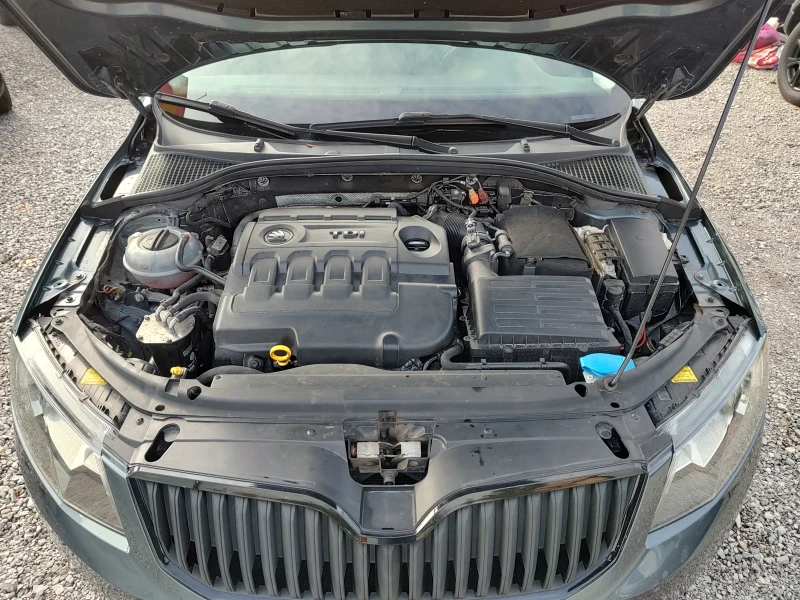 Skoda Octavia 1.6TDI, снимка 15 - Автомобили и джипове - 52129984