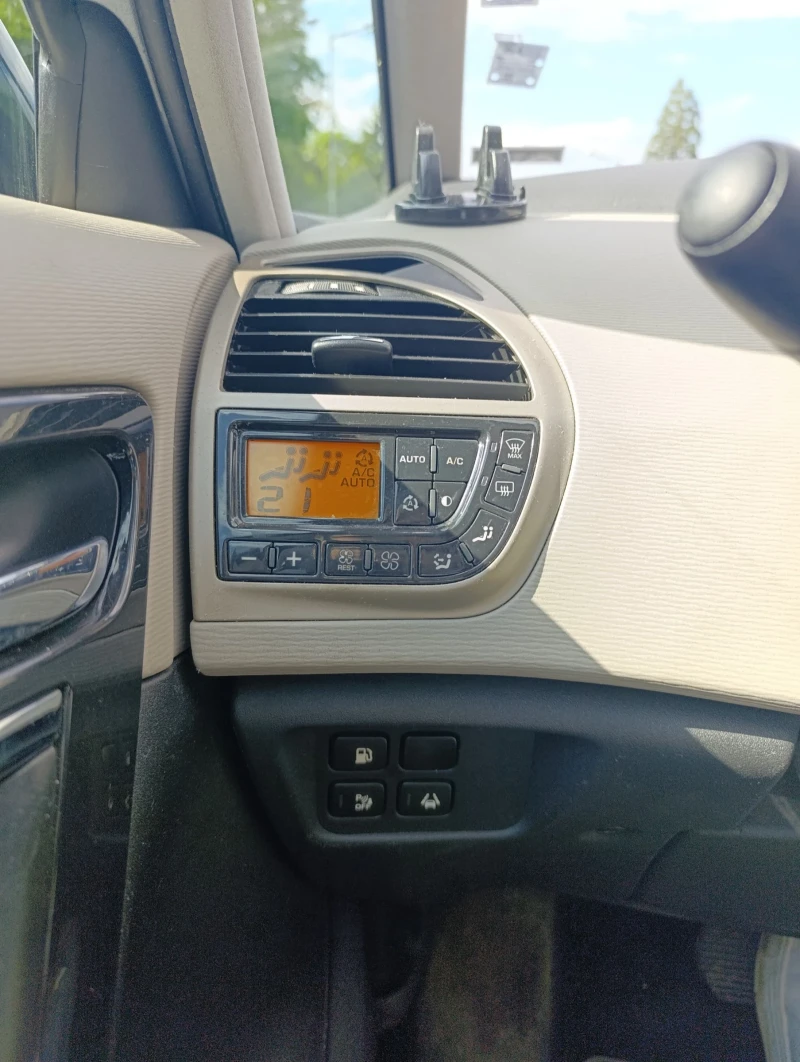 Citroen Grand C4 Picasso 2.0 HDI exclusive + , снимка 16 - Автомобили и джипове - 52830766