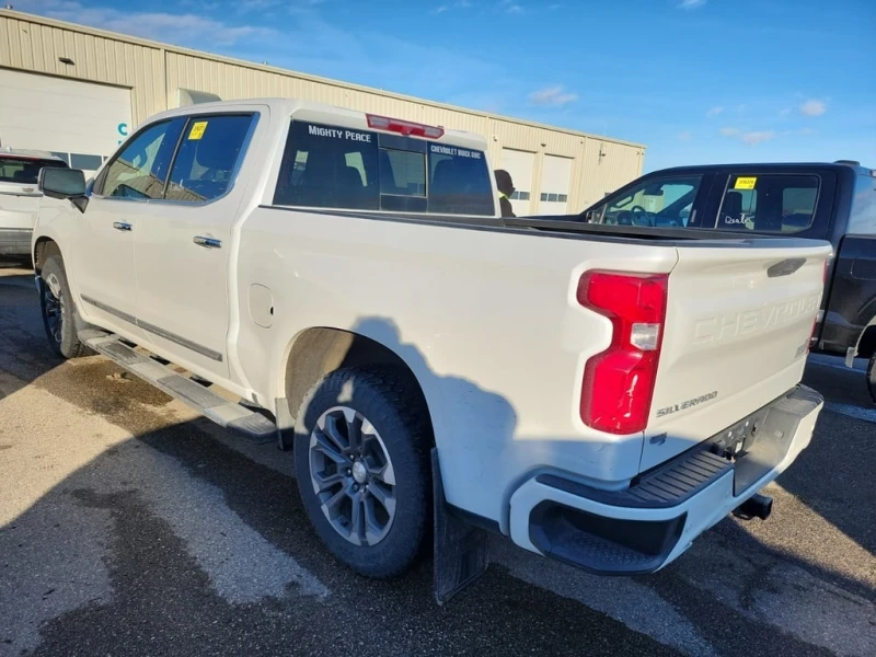 Chevrolet Silverado HIGH COUNTRY CREW CAB SHORT BED * Full! * CARFAX *, снимка 4 - Автомобили и джипове - 53439647