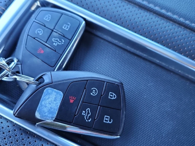 Chevrolet Silverado HIGH COUNTRY CREW CAB SHORT BED * Full! * CARFAX *, снимка 12 - Автомобили и джипове - 53439647