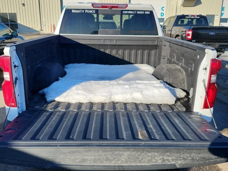 Chevrolet Silverado HIGH COUNTRY CREW CAB SHORT BED * Full! * CARFAX *, снимка 11 - Автомобили и джипове - 53439647