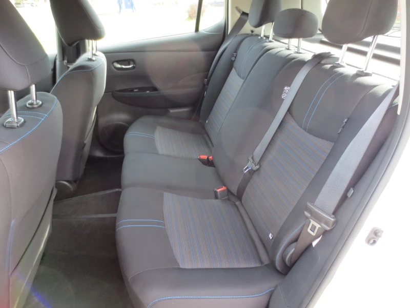 Nissan Leaf , снимка 11 - Автомобили и джипове - 53536607