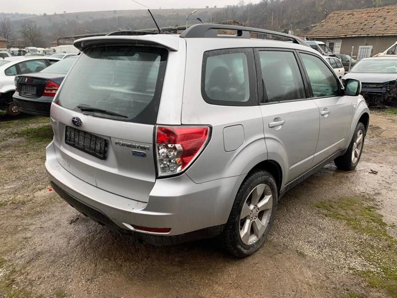 Subaru Forester  2.0 tdi  147 кс - изображение 2