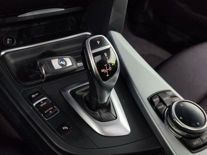BMW 324 420d Luxury Coupe| 184к.с.| ВКЛ.ТЕХНОТЕСТ, снимка 9 - Автомобили и джипове - 55401861