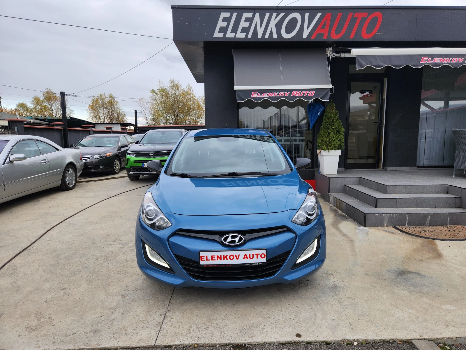 Hyundai I30 1.4i- 99к.с- EURO 5b -КЛИМАТИК - ШВЕЙЦАРИЯ - изображение 2