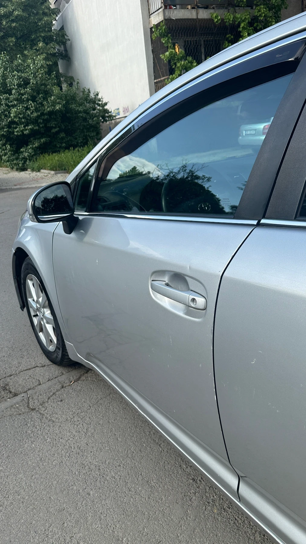 Toyota Avensis 2.2 D4D  | Mobile.bg — изображение 13