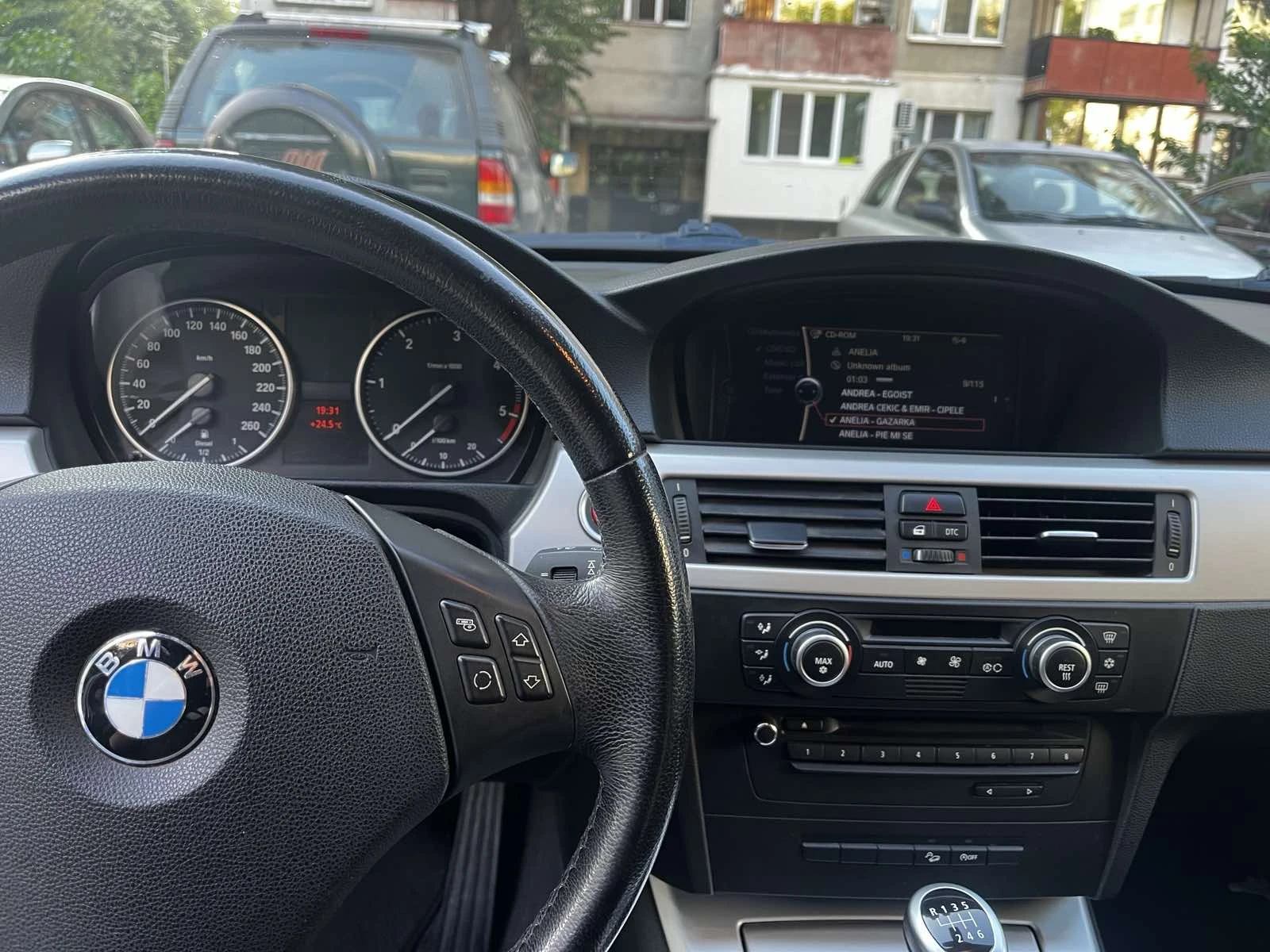 BMW 320 320 X-DRIVE - изображение 6