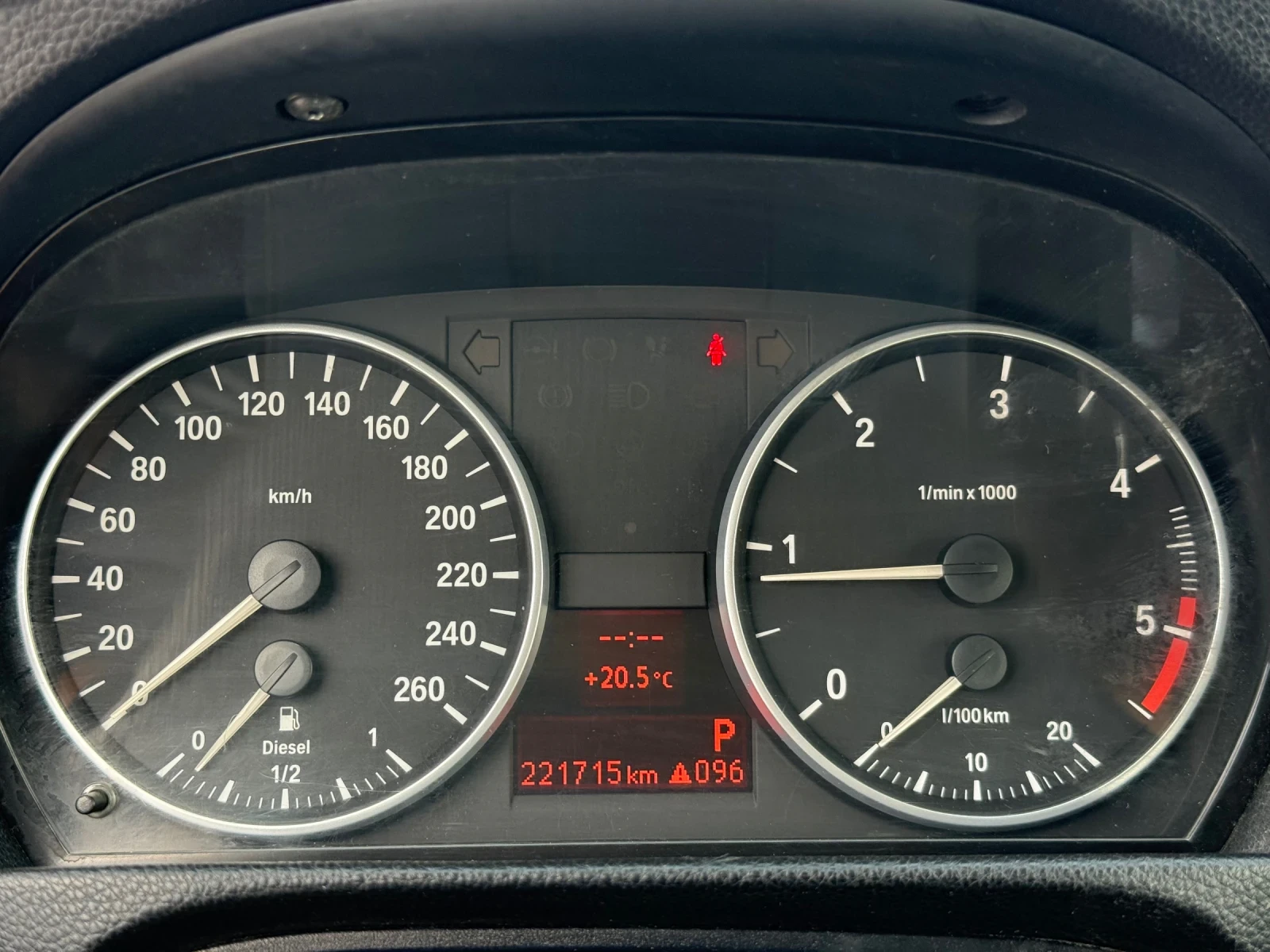 BMW 320 D* 2008г* АВТОМАТИК* КОЖА* НАВИ* 164к.с*  - изображение 8