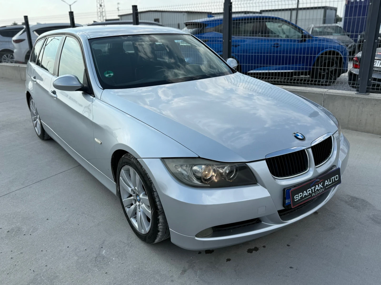 BMW 320 D* 2008г* АВТОМАТИК* КОЖА* НАВИ* 164к.с*  - изображение 3