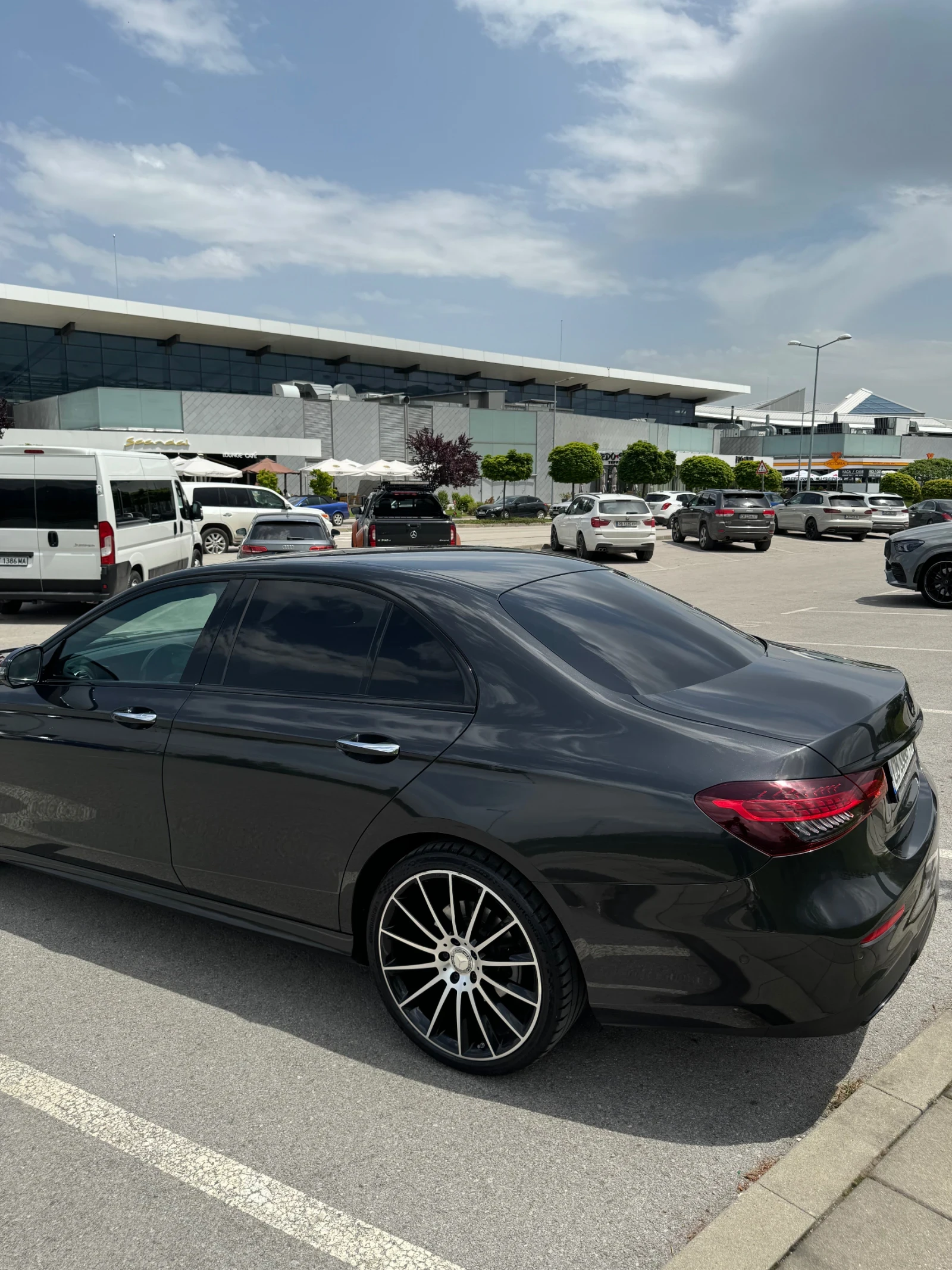 Mercedes-Benz E 300 Гаранция 1.11.26г.  - изображение 4