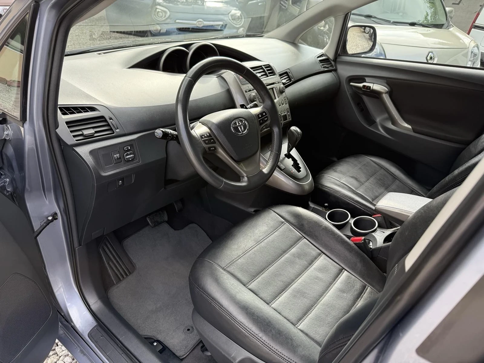 Toyota Verso 2.2D-cat - АВТОМАТИК! - EURO5a - 7места - изображение 8