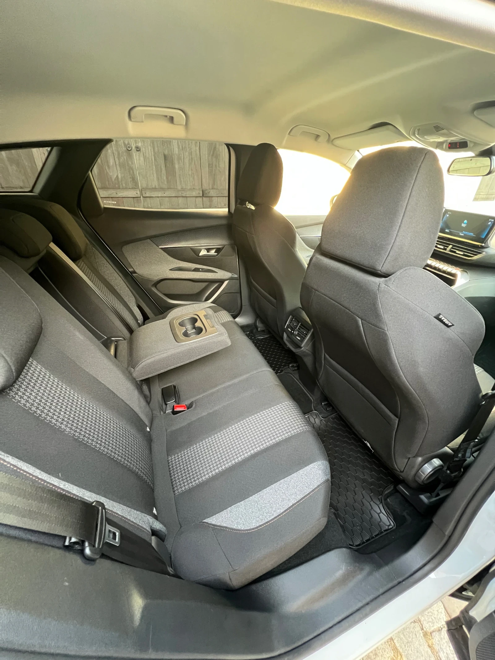 Peugeot 3008  - изображение 8