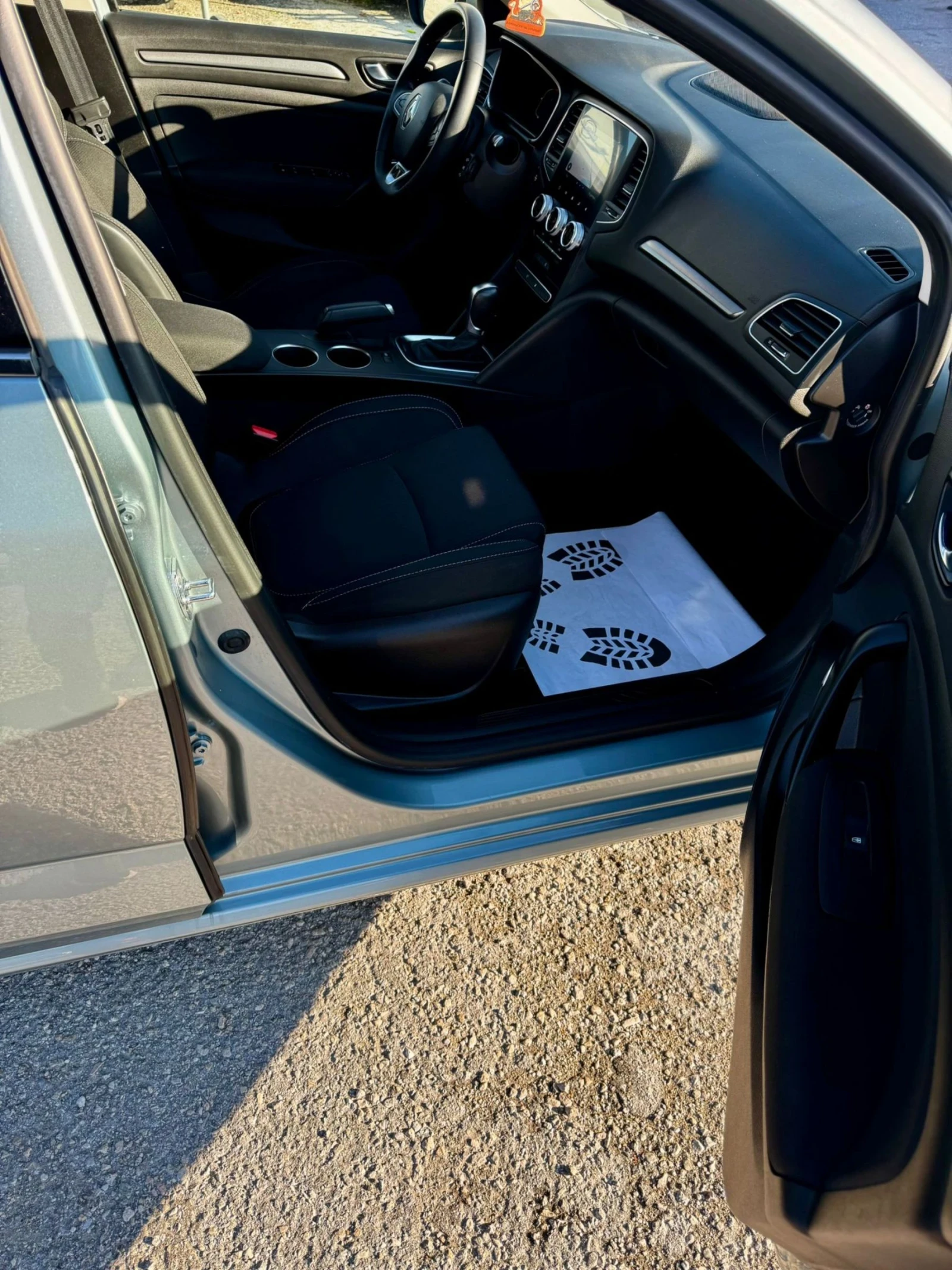 Renault Megane 1.5dCi, �������, ��������� �����, FACELIFT, FULL  | Mobile.bg � ����������� 10