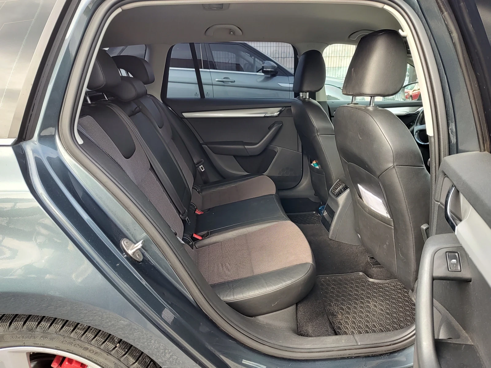 Skoda Octavia 1.6TDI - изображение 10