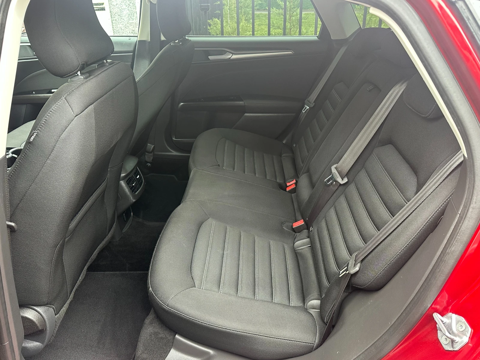 Ford Mondeo 2.0TDCi-150k.s-NAVI-CAMERA-PDC-TITANIUM-6ск-EURO6B - изображение 10