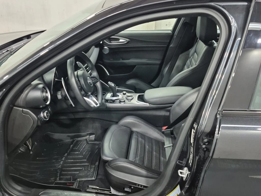 Alfa Romeo Giulia * TI SPORT * CARFAX * ЦЕНА ДО БГ - изображение 7