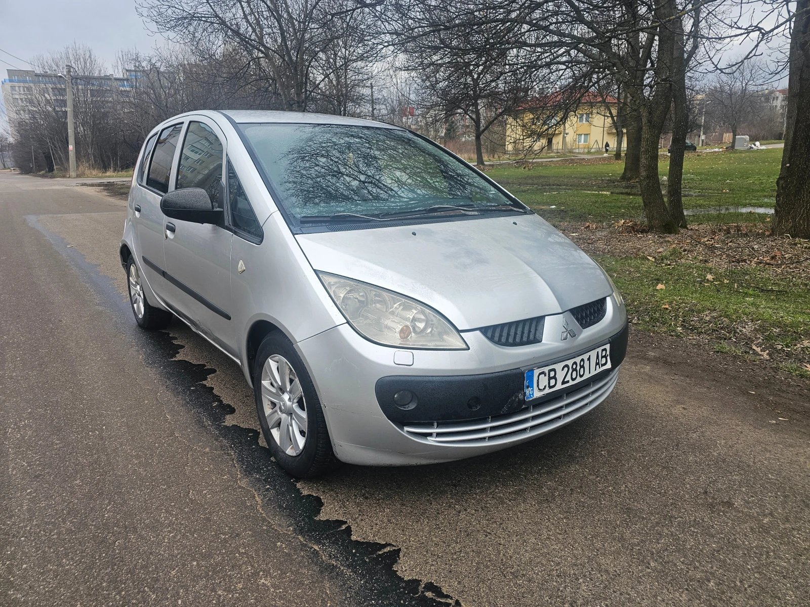 Mitsubishi Colt Газ инжекцион - изображение 2
