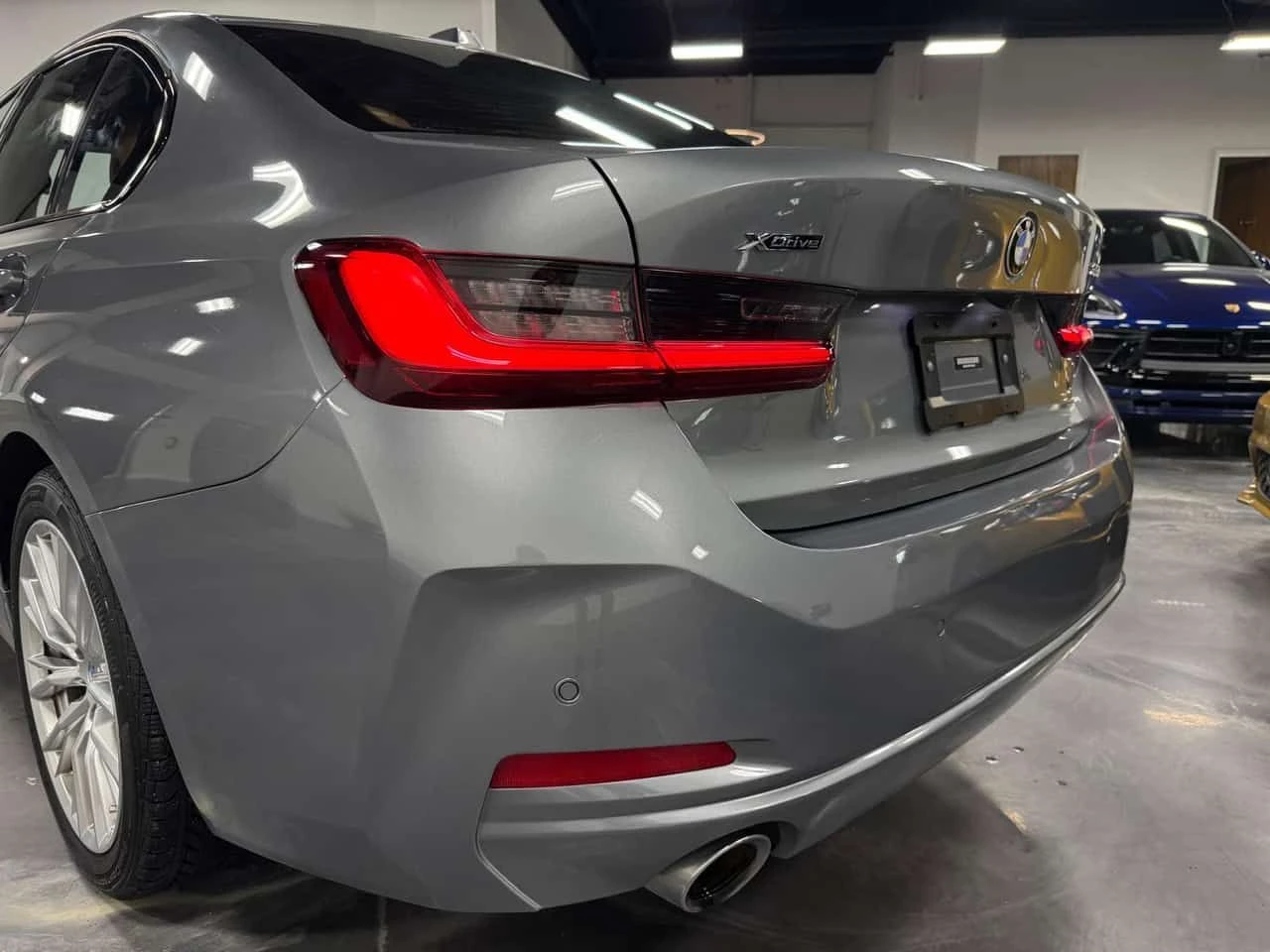 BMW 330 * 330i xDrive * CARFAX * ���� �� �� | Mobile.bg � ����������� 15