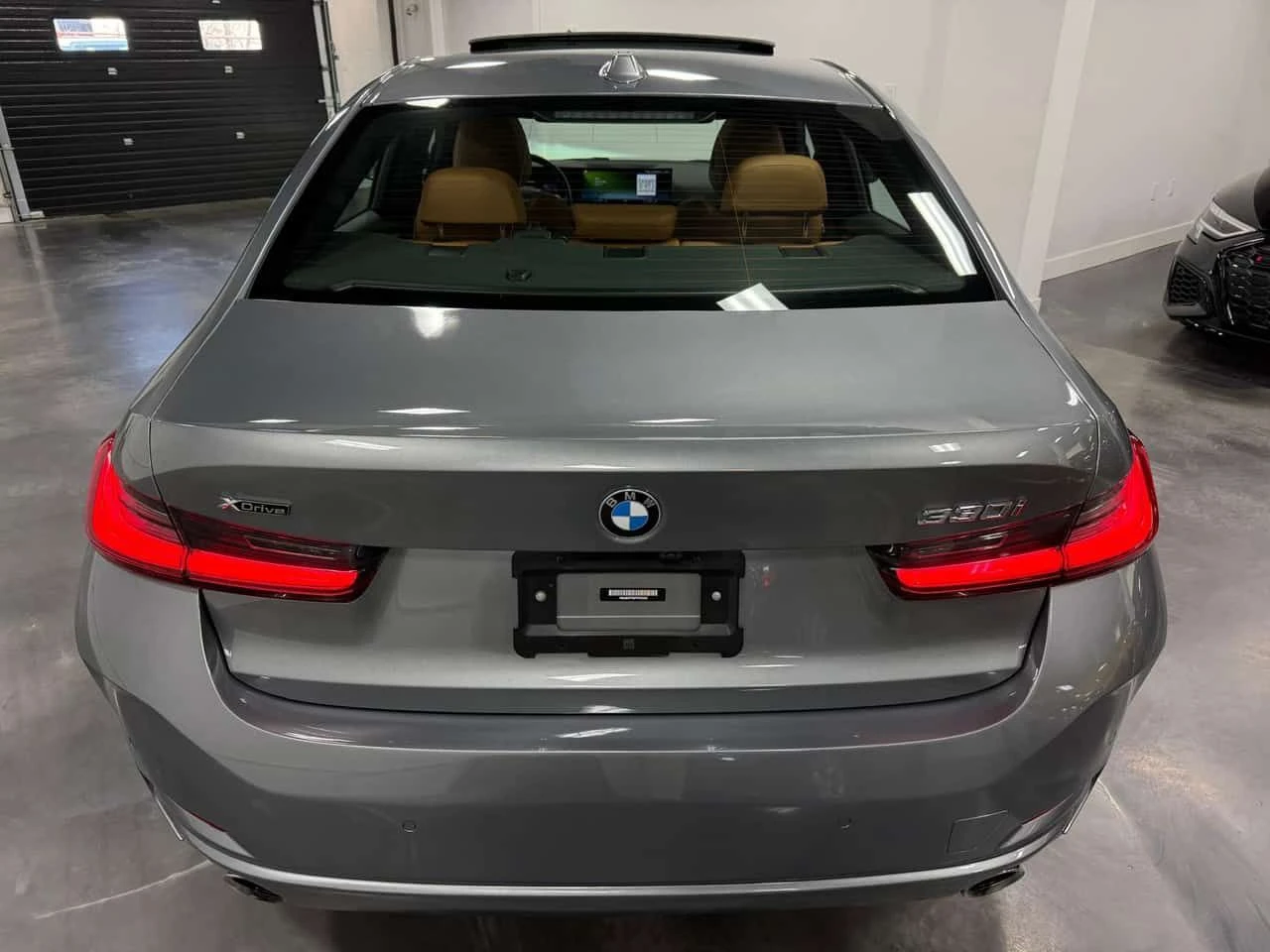 BMW 330 * 330i xDrive * CARFAX * ���� �� �� | Mobile.bg � ����������� 4