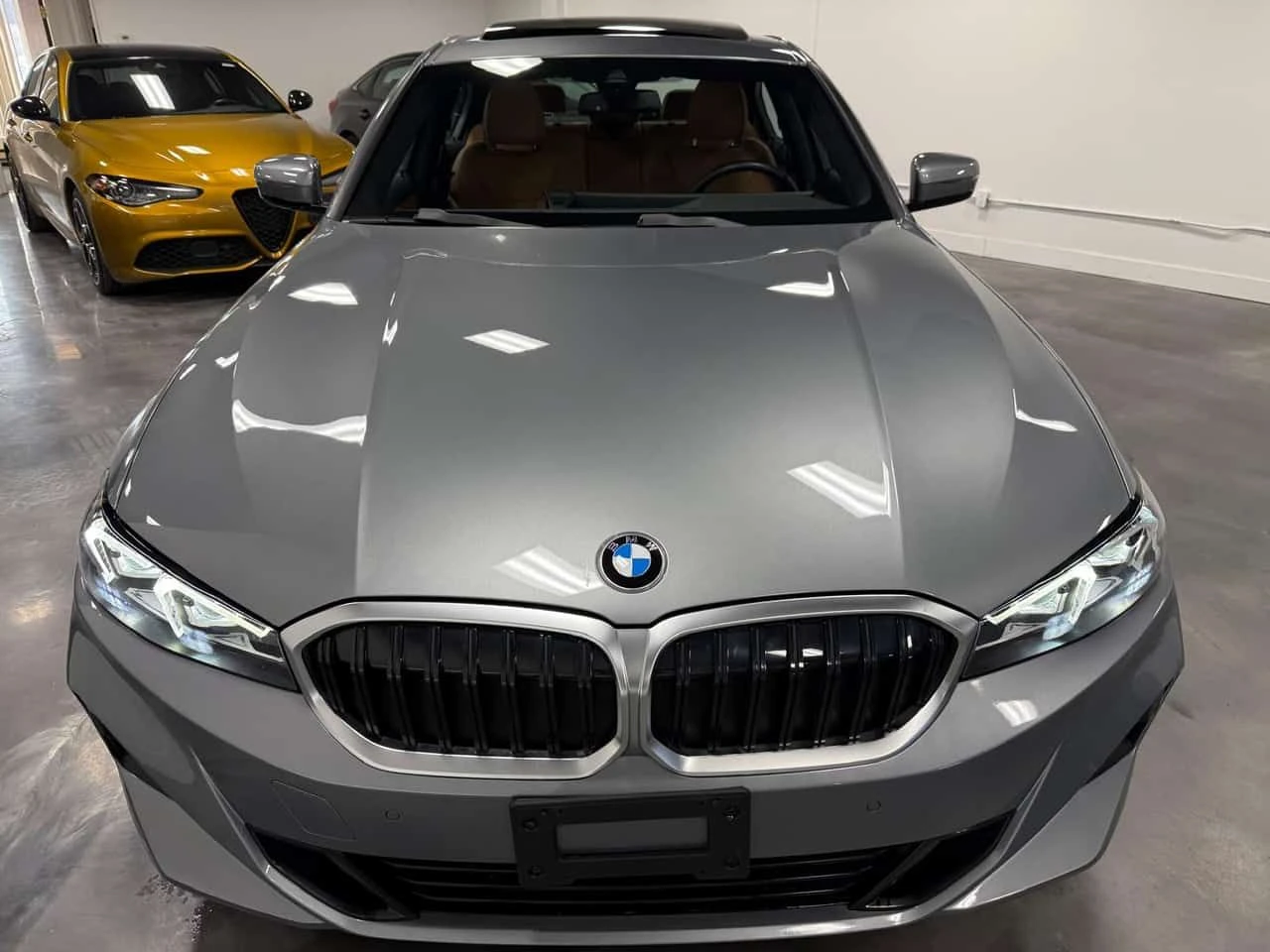 BMW 330 * 330i xDrive * CARFAX * ���� �� �� | Mobile.bg � ����������� 6