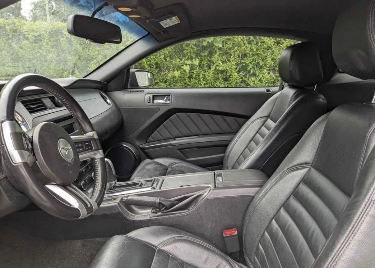 Ford Mustang 3.7 V6 * Подгрев * Автоматик * Камера * Carfax * , снимка 5 - Автомобили и джипове - 54017561