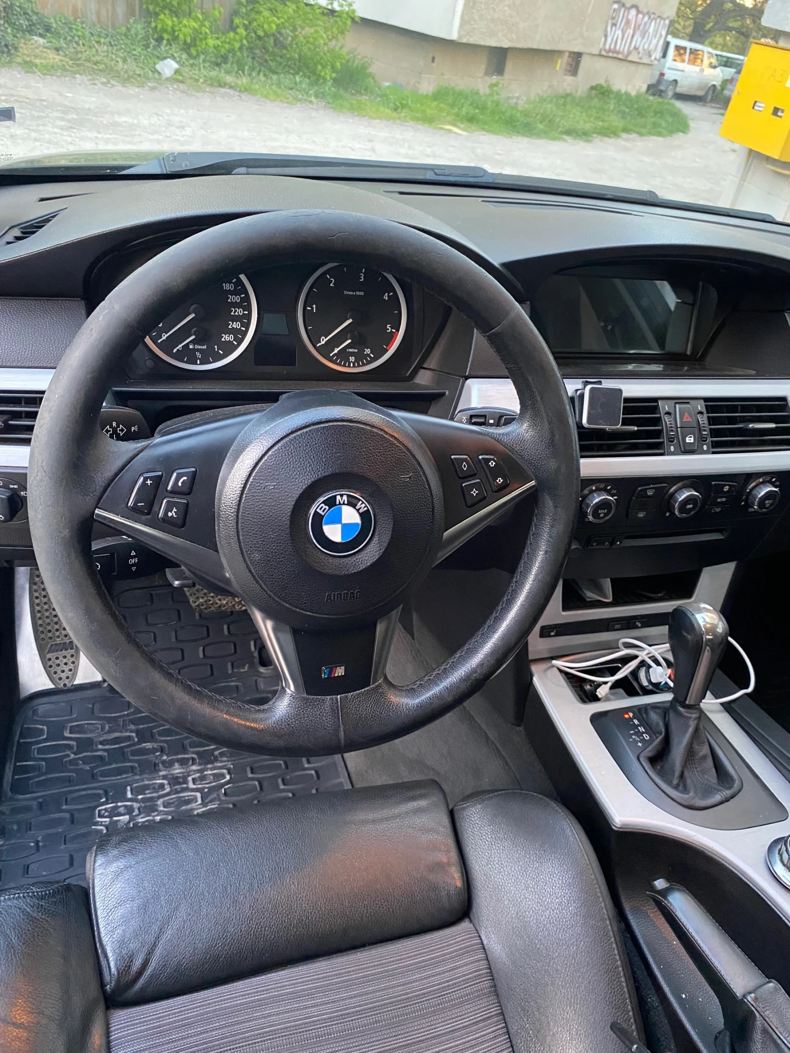BMW 525, снимка 6 - Автомобили и джипове - 54322186