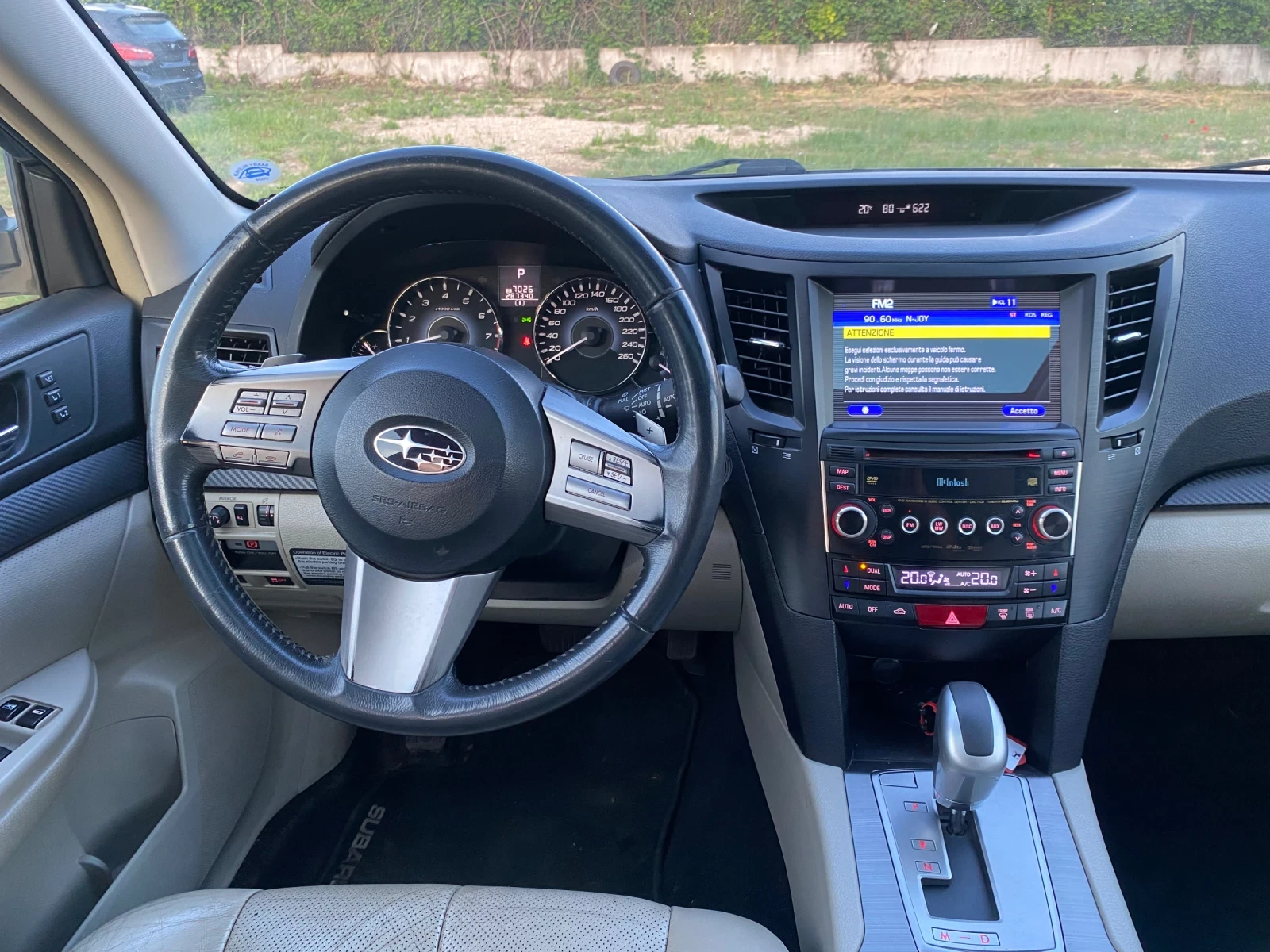 Subaru Outback 3.6 AWD 260 к.с, снимка 9 - Автомобили и джипове - 54804529