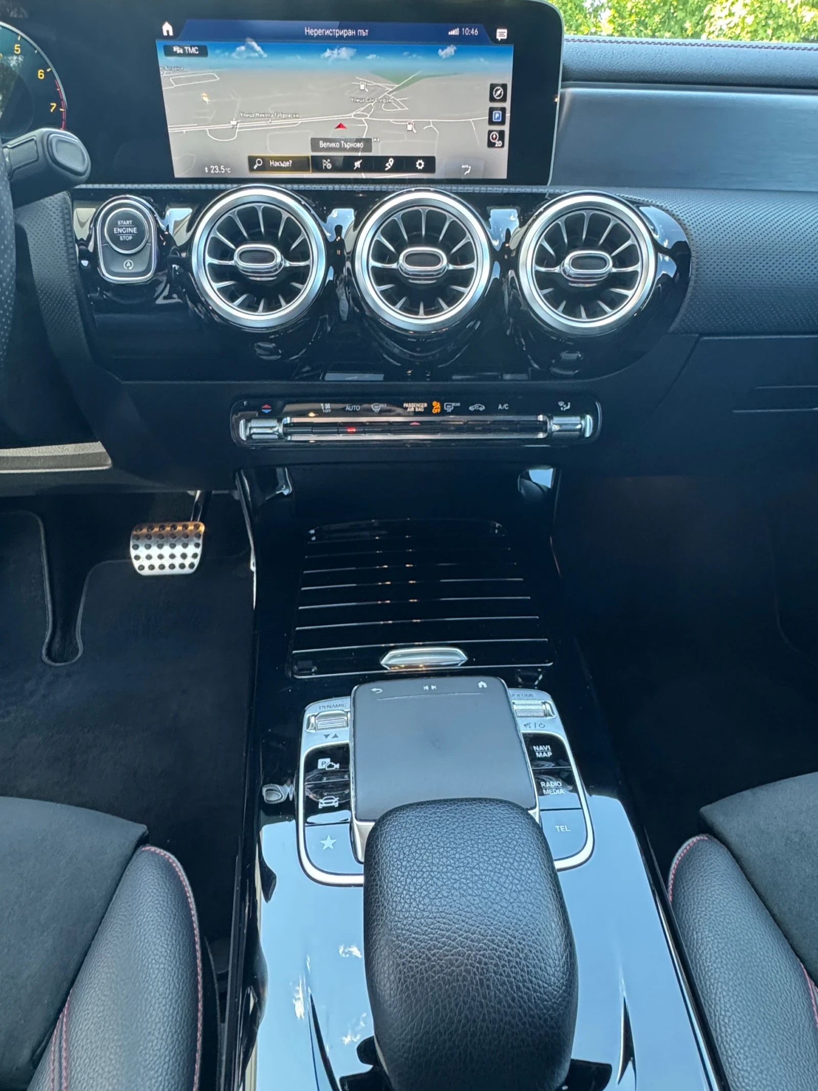 Mercedes-Benz CLA 220 AMG Line, снимка 10 - Автомобили и джипове - 54925186