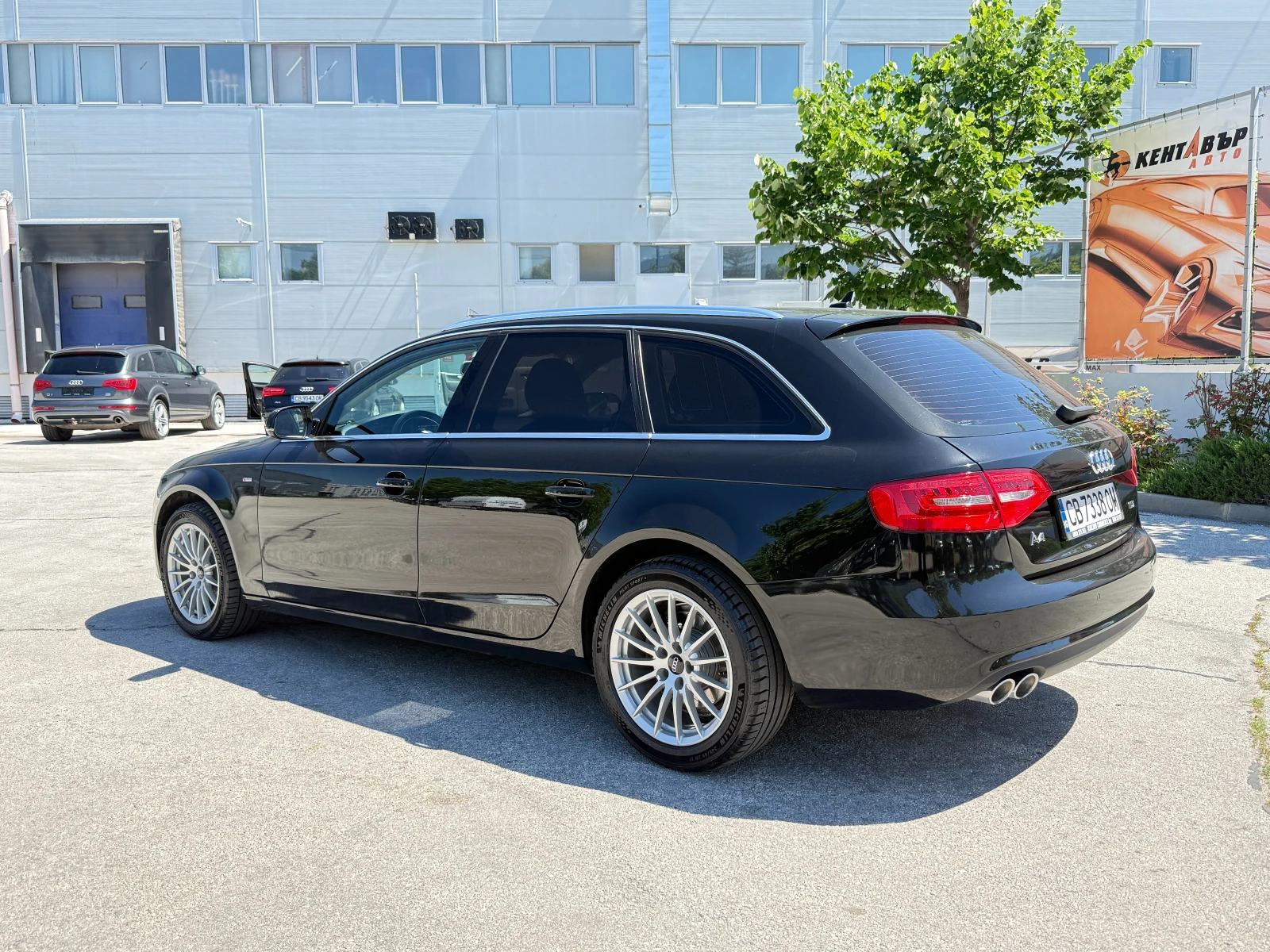 Audi A4 Avant 2.0d/ГАРАНЦИЯ, снимка 3 - Автомобили и джипове - 54966792