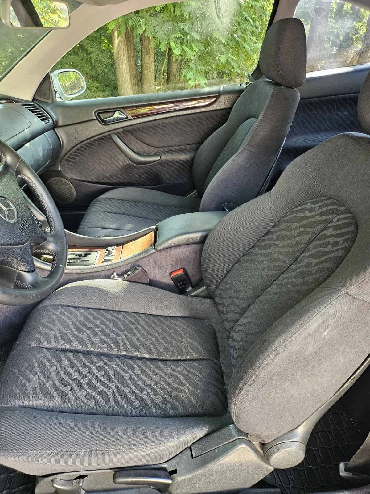 Mercedes-Benz CLK Mercedes- Benz CLK 200 (2.0 бензин  , 136 к.с.), снимка 6 - Автомобили и джипове - 54971348