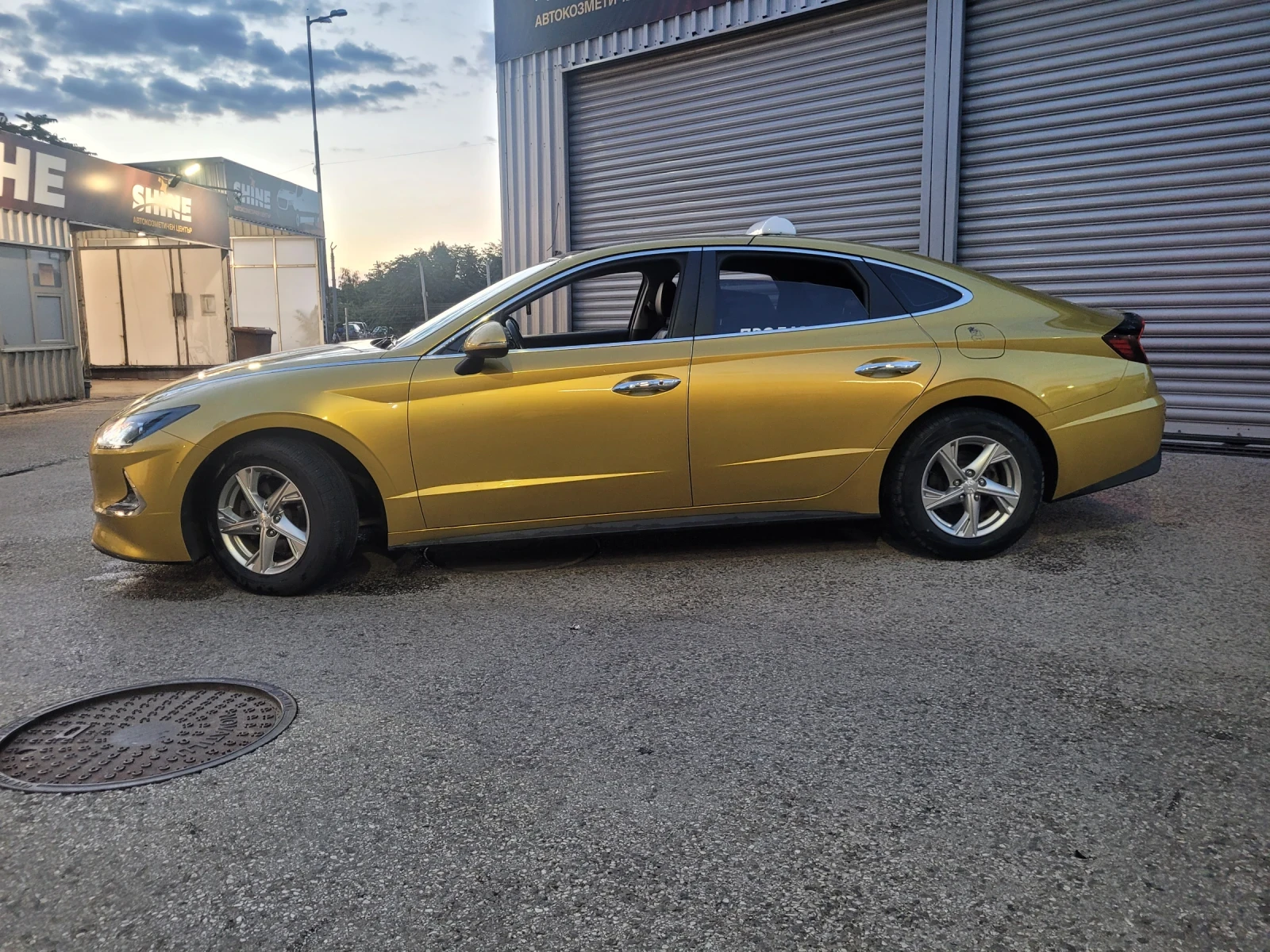 Hyundai Sonata 2.0 LPI, снимка 10 - Автомобили и джипове - 55434923