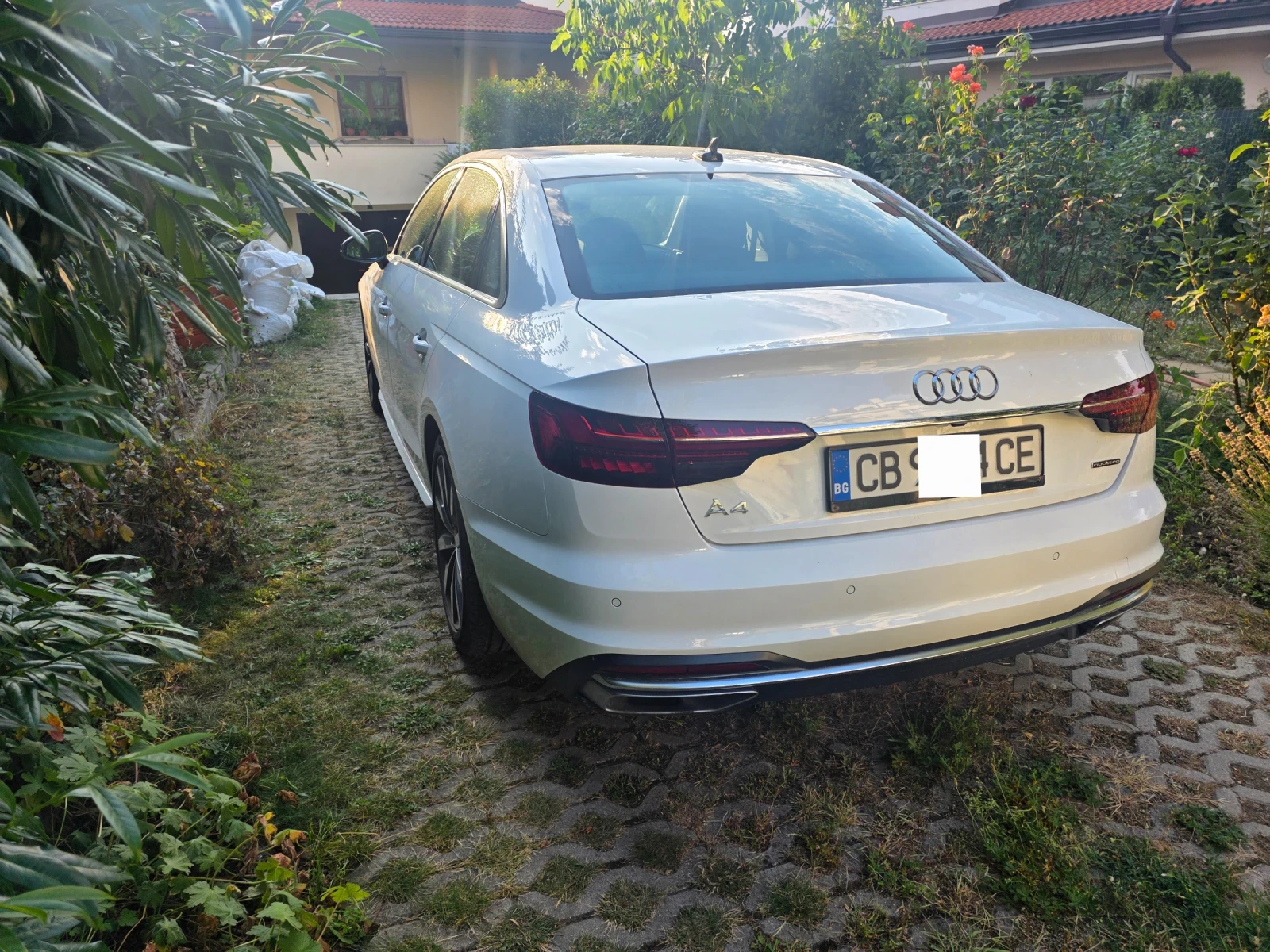 Audi A4 2.0 TFSI, QUATTRO , снимка 3 - Автомобили и джипове - 55581585