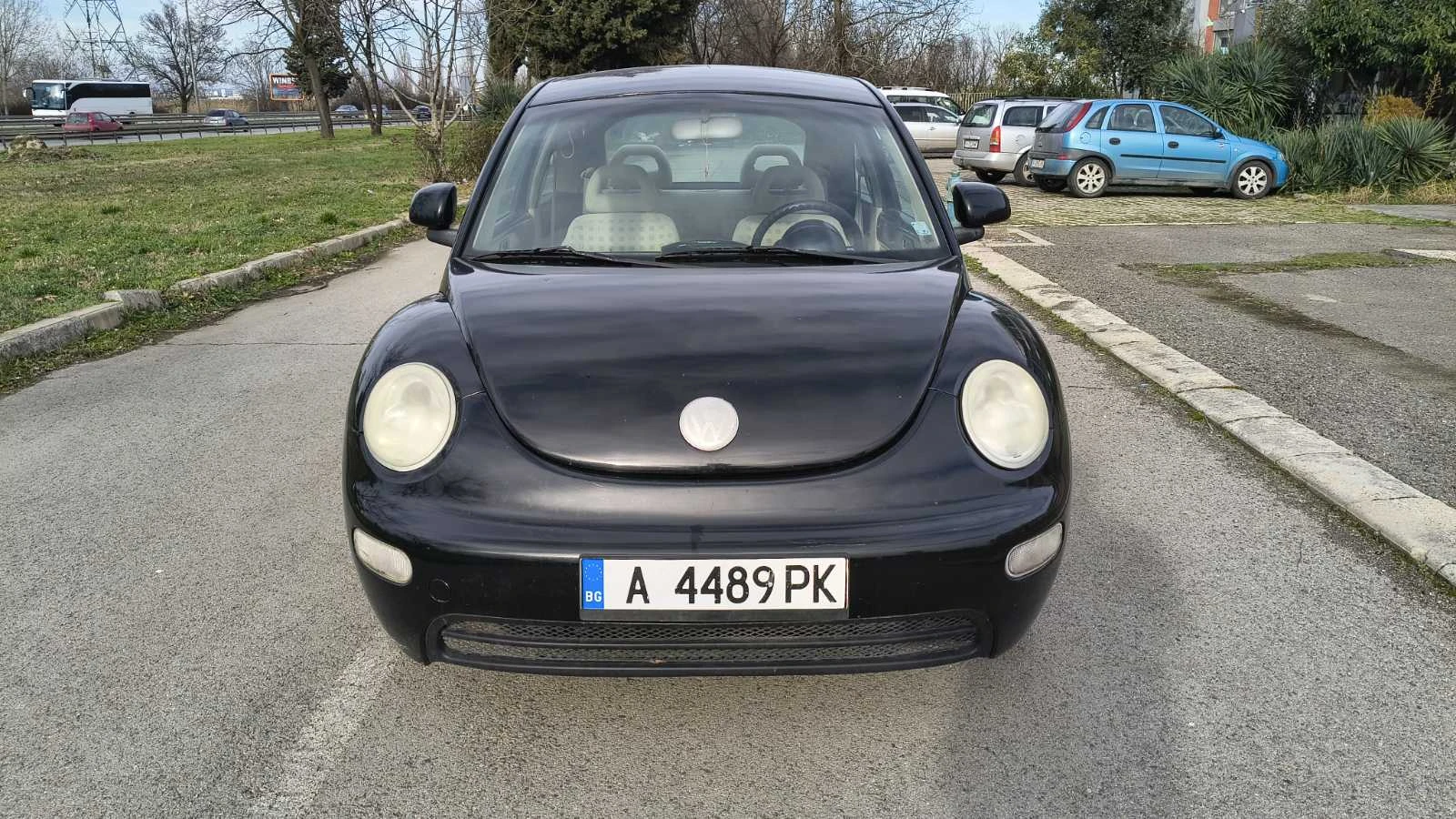 VW New beetle, снимка 2 - Автомобили и джипове - 55613957