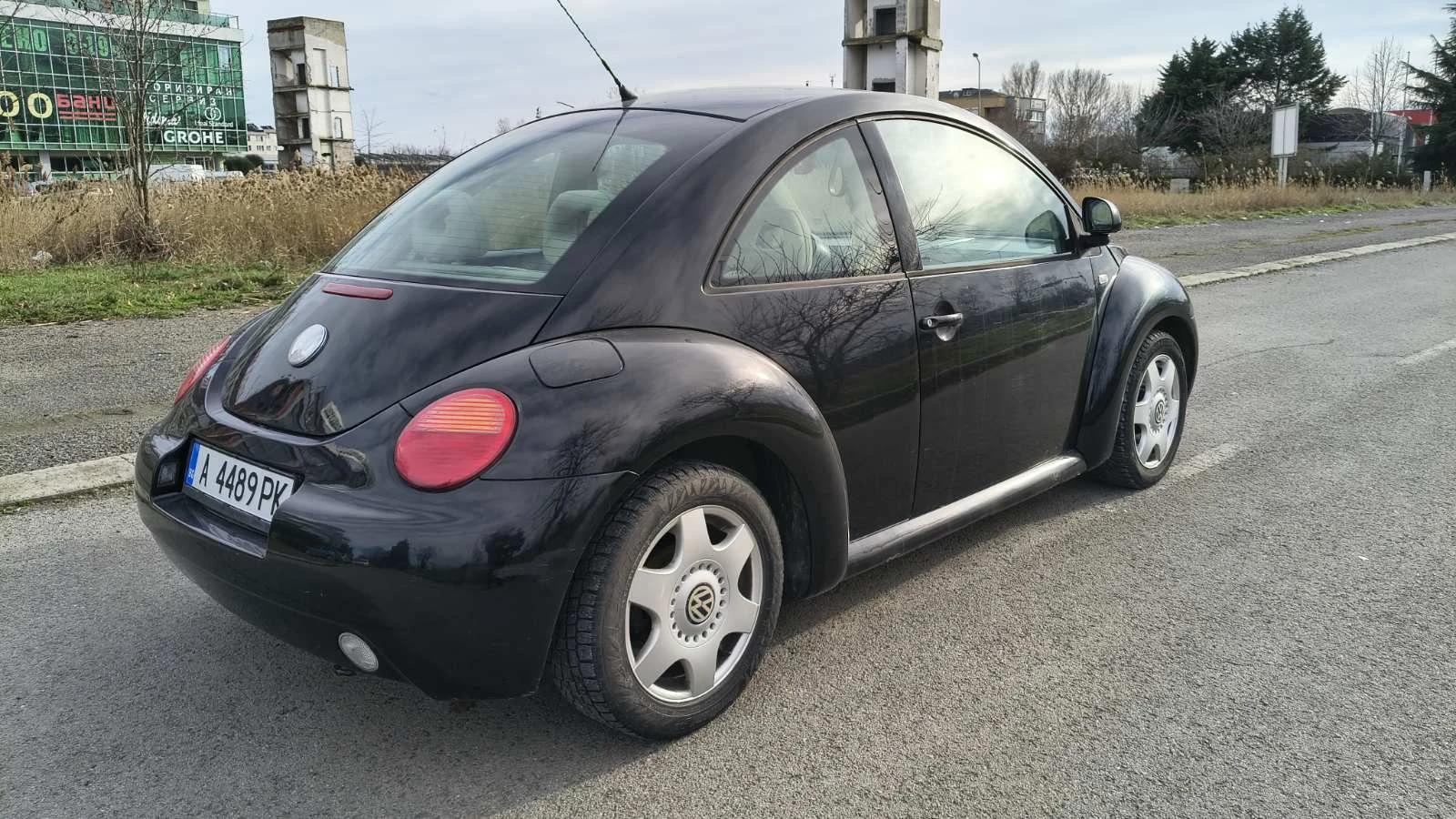 VW New beetle, снимка 3 - Автомобили и джипове - 55613957