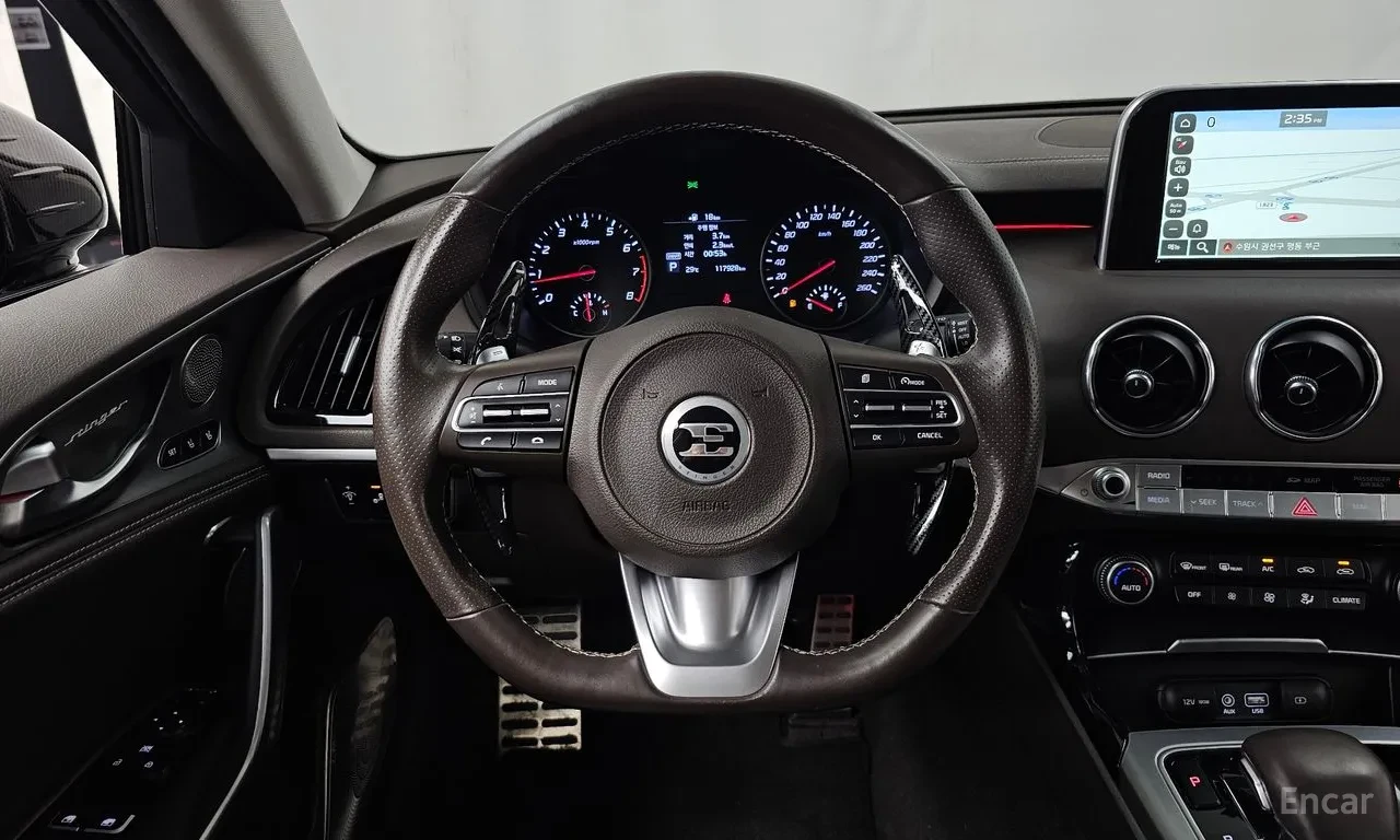 Kia Stinger 2.0 TURBO/DREAMS EDITION/360 КАМЕРИ/ГЕНЕРАЦИЯ/ ФУЛ, снимка 8 - Автомобили и джипове - 55778129