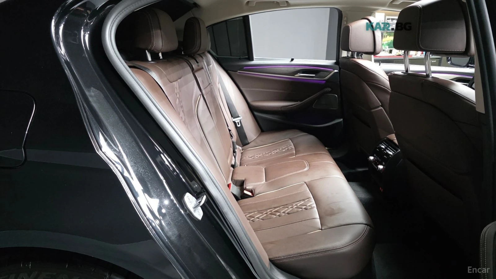 BMW 530 XDRIVE* LUXURY* DISTRONIC* ПОДГРЕВ* ОБДУХ* 360* , снимка 10 - Автомобили и джипове - 55846270