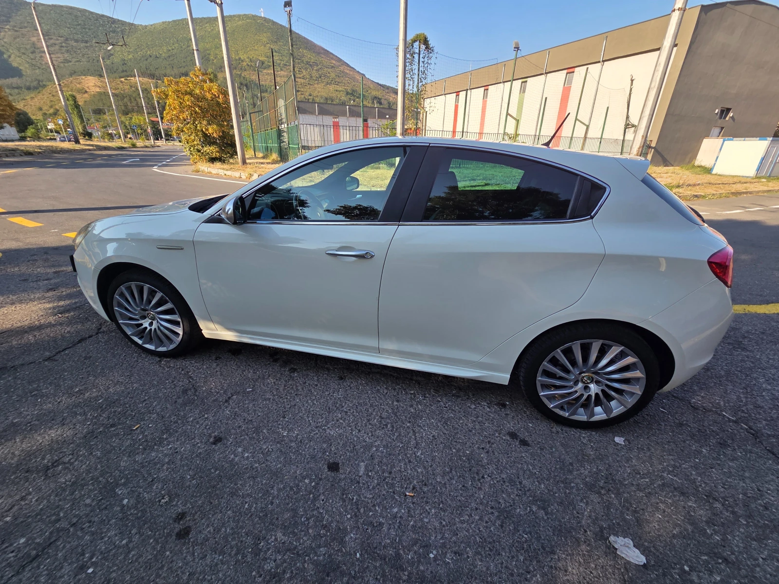Alfa Romeo Giulietta 2000 JTDm-2, снимка 7 - Автомобили и джипове - 56114693