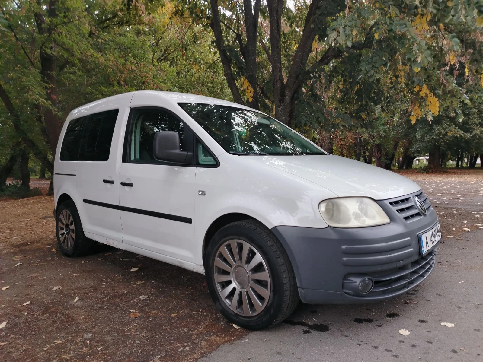 VW Caddy Метан+ бензин, снимка 3 - Автомобили и джипове - 56200642