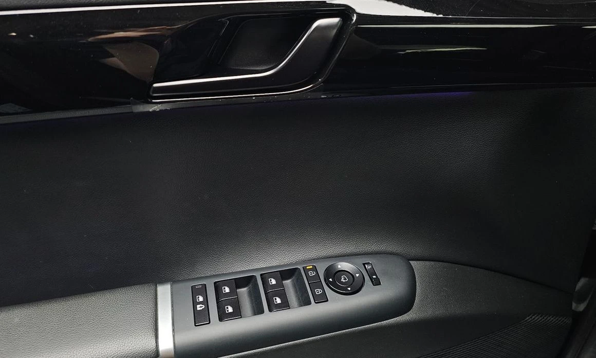 Hyundai Grandeur 3.5 LPG 2WD Premium autogeorge.com, снимка 17 - Автомобили и джипове - 56293825