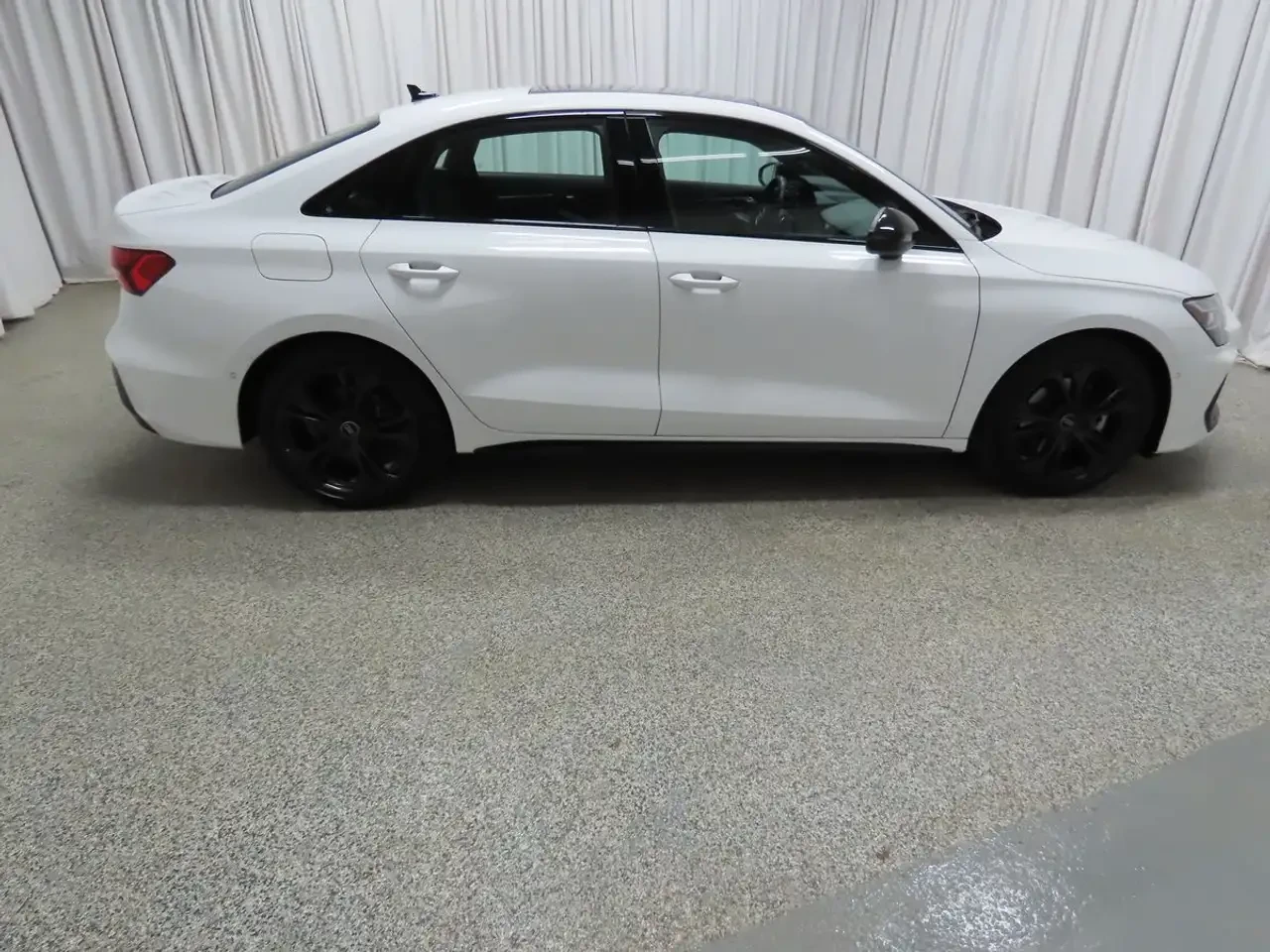 Audi A3 Technik All Wheel Drive, снимка 2 - Автомобили и джипове - 56461391