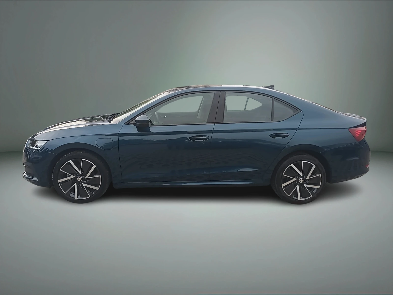 Skoda Octavia iV, снимка 2 - Автомобили и джипове - 56653341