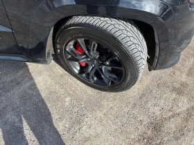 Jeep Grand cherokee SRT  CARFAX - 25600 € / 50069.25 лв. - 70770143 7