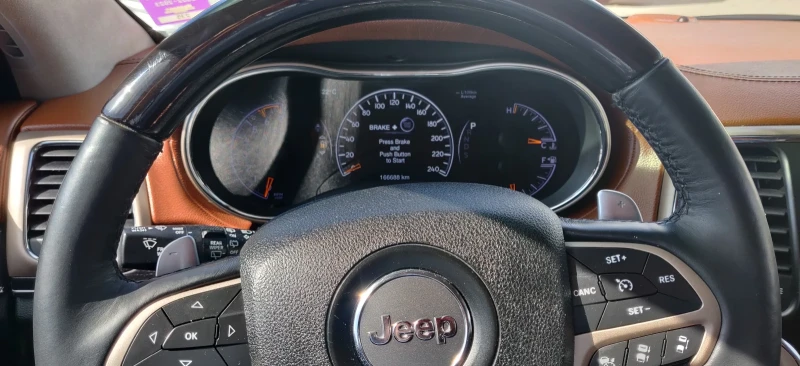 Jeep Grand cherokee 5.7 HEMI SUMMIT , снимка 15 - Автомобили и джипове - 47723173