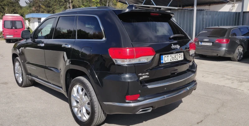 Jeep Grand cherokee 5.7 HEMI SUMMIT , снимка 7 - Автомобили и джипове - 47723173